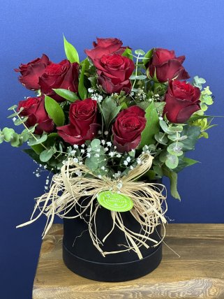 Siyah Kutuda 9 Kırmızı gül, burdur çiçek