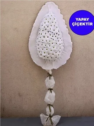 Burdur Çiçekçi: Yapay Beyaz Papatya Tören Çelengi (Uzun Ömürlü)