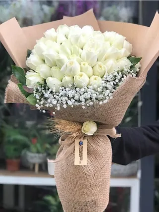 50 Beyaz Gül Buketi
