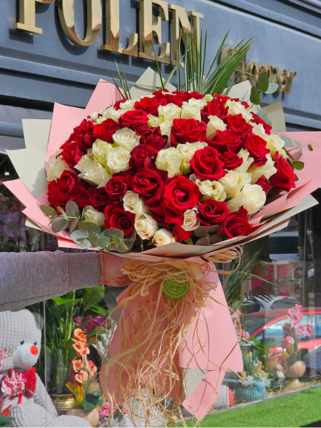 Kırmızı Beyaz 101 Gül Buketi