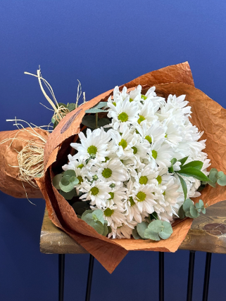 İthal Beyaz Papatyalar Çiçek Buketi