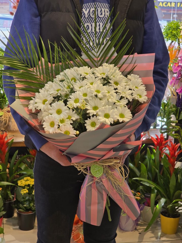 Beyaz Papatyalar Buketi