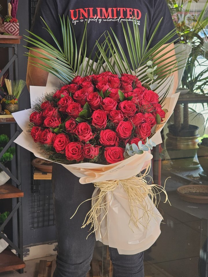 51 Kırmızı Gül Buketi