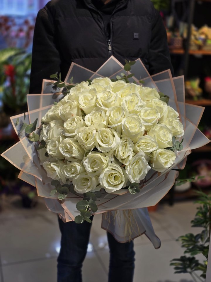 Yapay Beyaz Gül Buketi