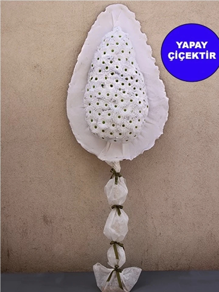 Burdur Çiçekçi: Yapay Beyaz Papatya Tören Çelengi (Uzun Ömürlü)