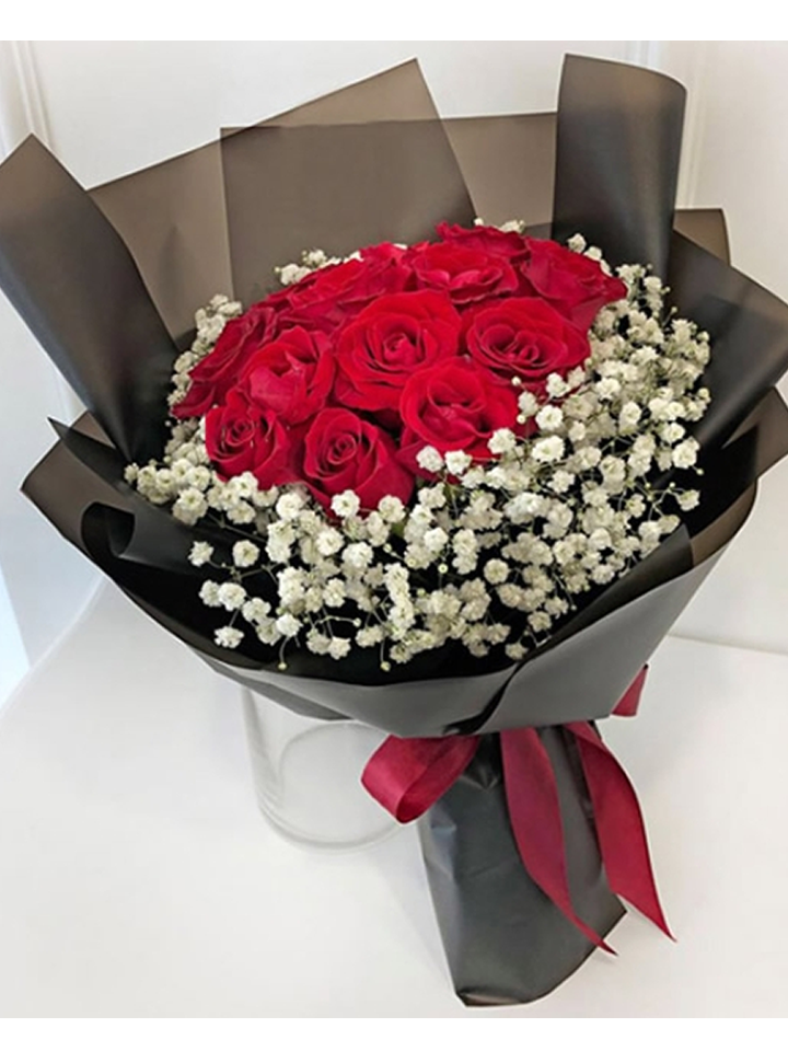 13 Kırmızı Gül Buketi