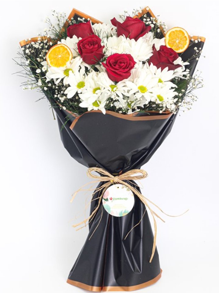 Beyaz Papatya 5 Kırmızı Gül Buketi