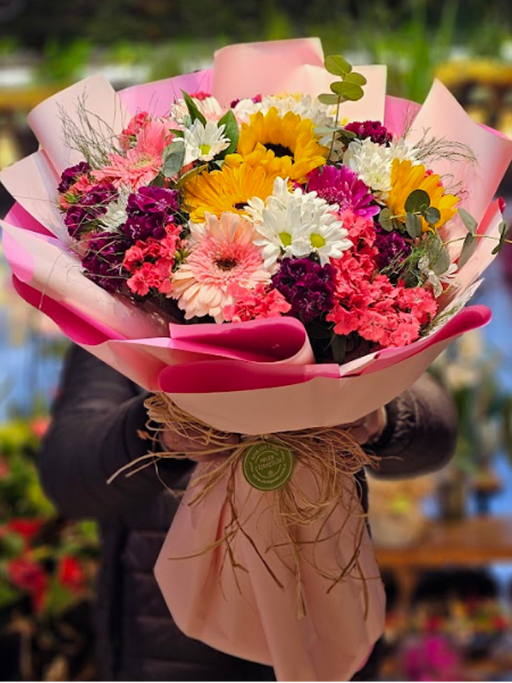 Burdur Çiçekçi Karışık Çiçek Buketi