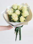 Çiçekçi - İthal 9 Beyaz Gül Buketi